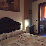 Cascina Baresane 3*