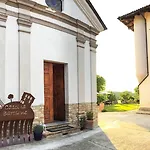 Cascina Baresane Bed and Breakfast Άλμπα