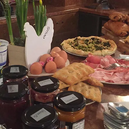 Cascina Baresane 3* 알바