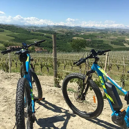 Cascina Baresane Alojamento de Acomodação e Pequeno-almoço 3*