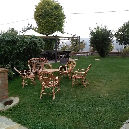 Cascina Baresane Alojamento de Acomodação e Pequeno-almoço 3*