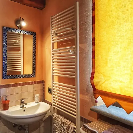 Cascina Baresane 3*