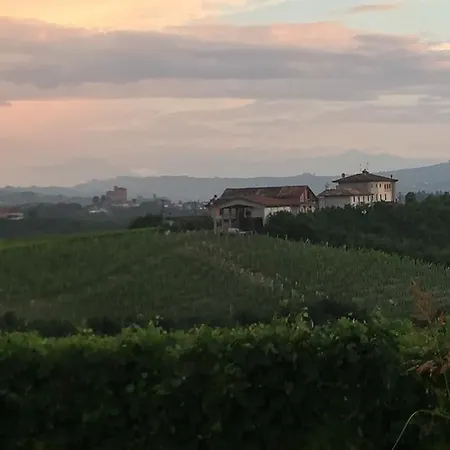 Cascina Baresane Alojamento de Acomodação e Pequeno-almoço 3*